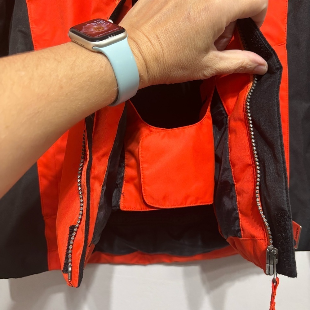 High-Performance Red and Black Men's Jacket - Picture 7 of 11
